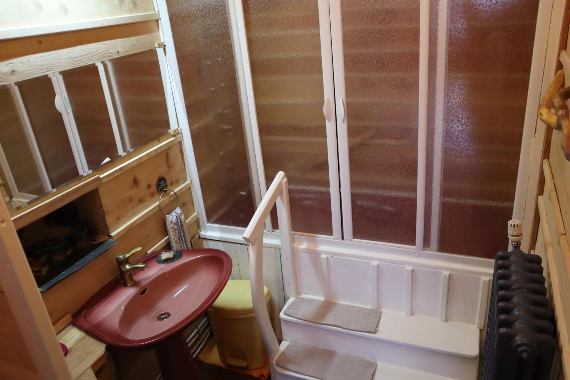 La Verte Salamandre Bed & Breakfast Allanche
